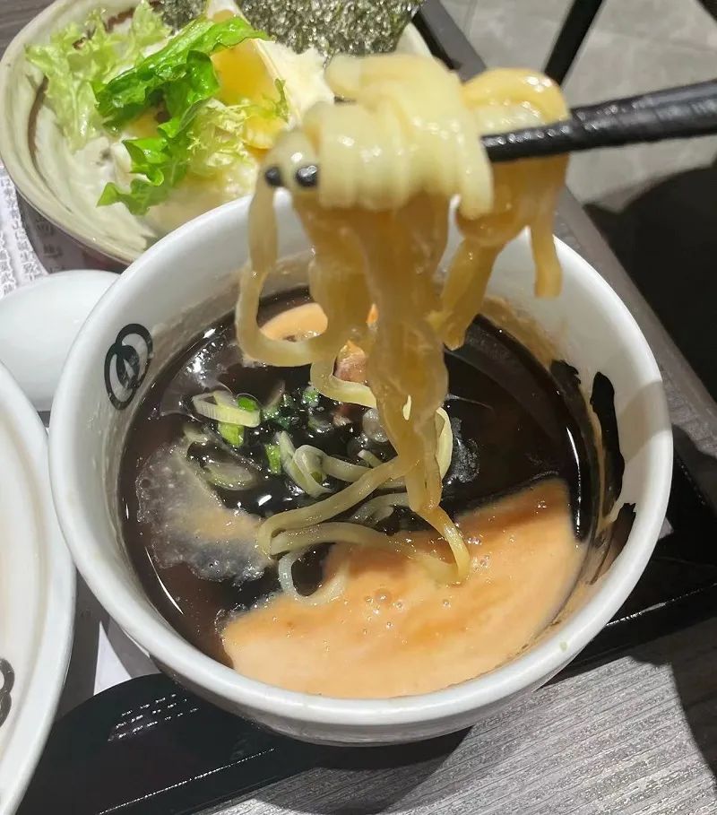 日式拉面鲜美的原因,日式拉面筋道爽滑