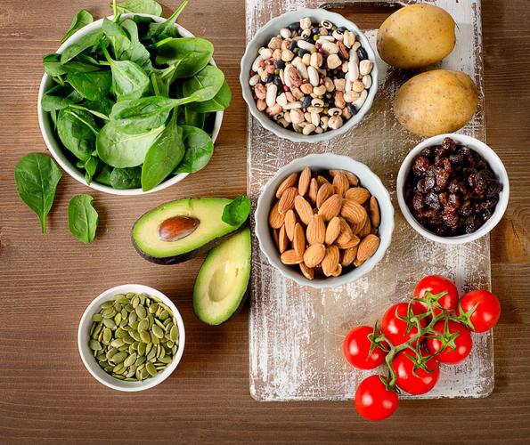 教你几个快速缓解胃酸小方法,如何缓解胃酸的症状