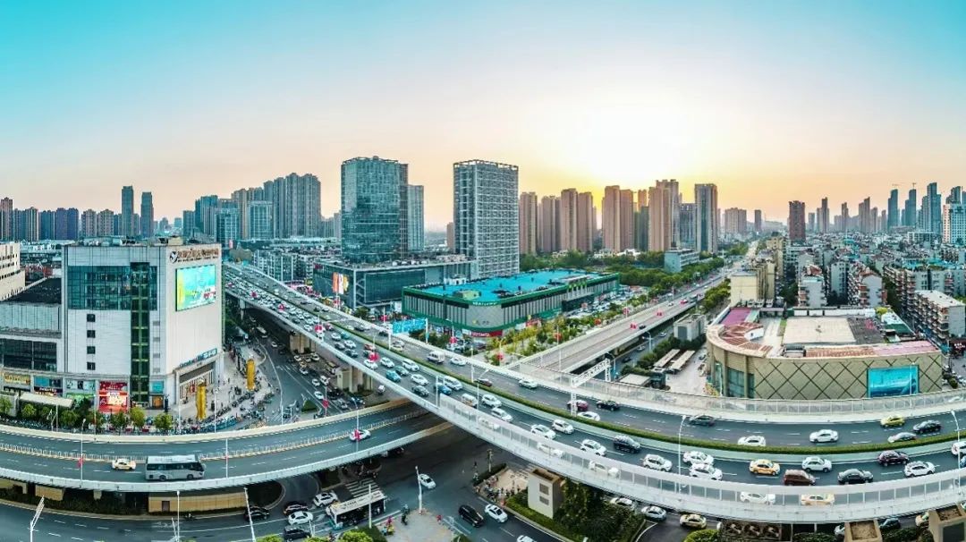 榫欓槼鐪嬮緳钁电殑鐪肩,榫欓槼婀栫湅鏃ュ嚭