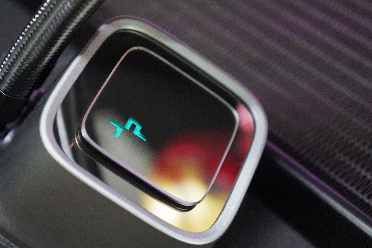 安钛克p20c机箱集线器,安钛克中塔p20无光侧透