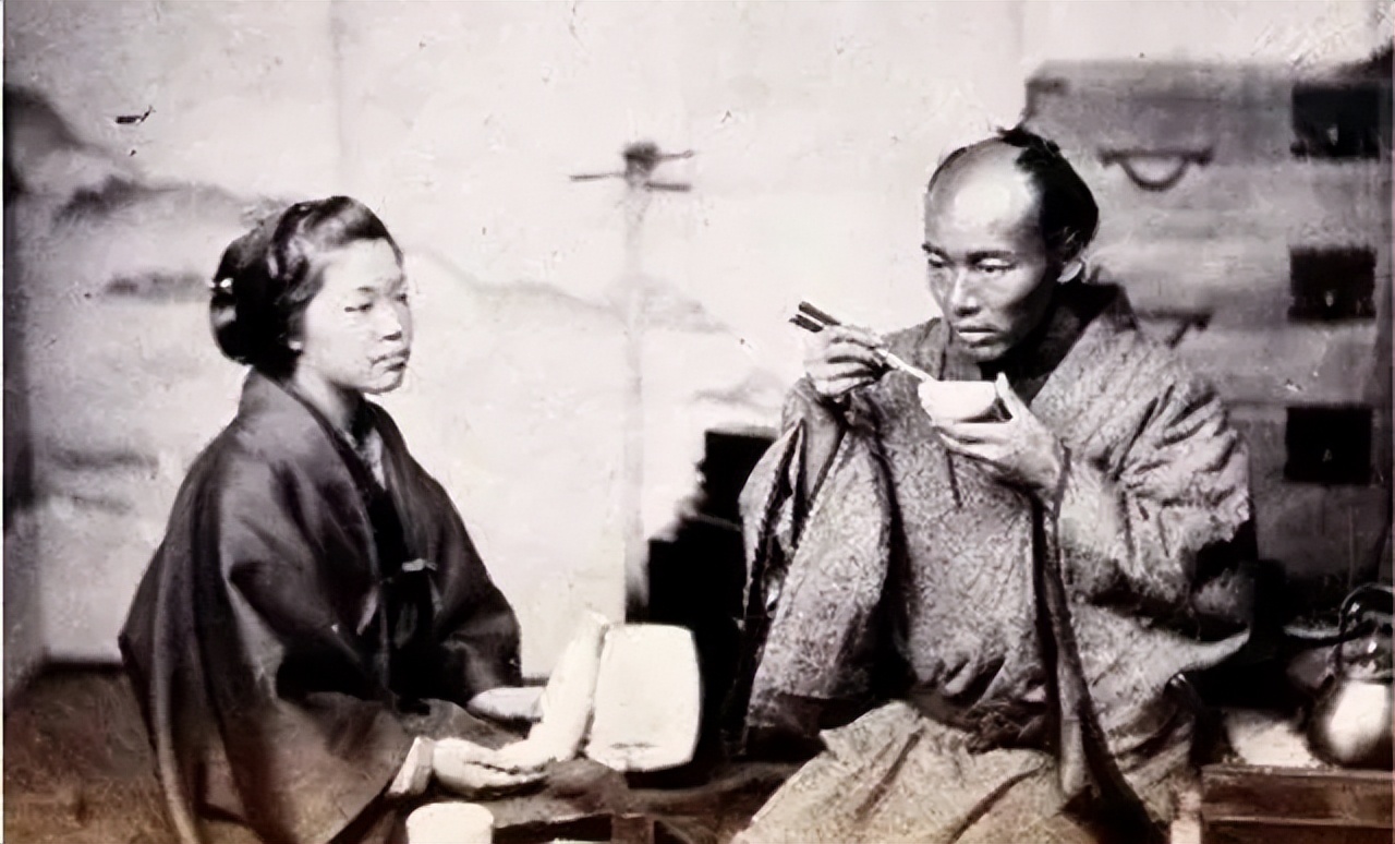 日本奇葩陋习“夜爬”：为繁衍后代不择手段，却因一个男人而废止