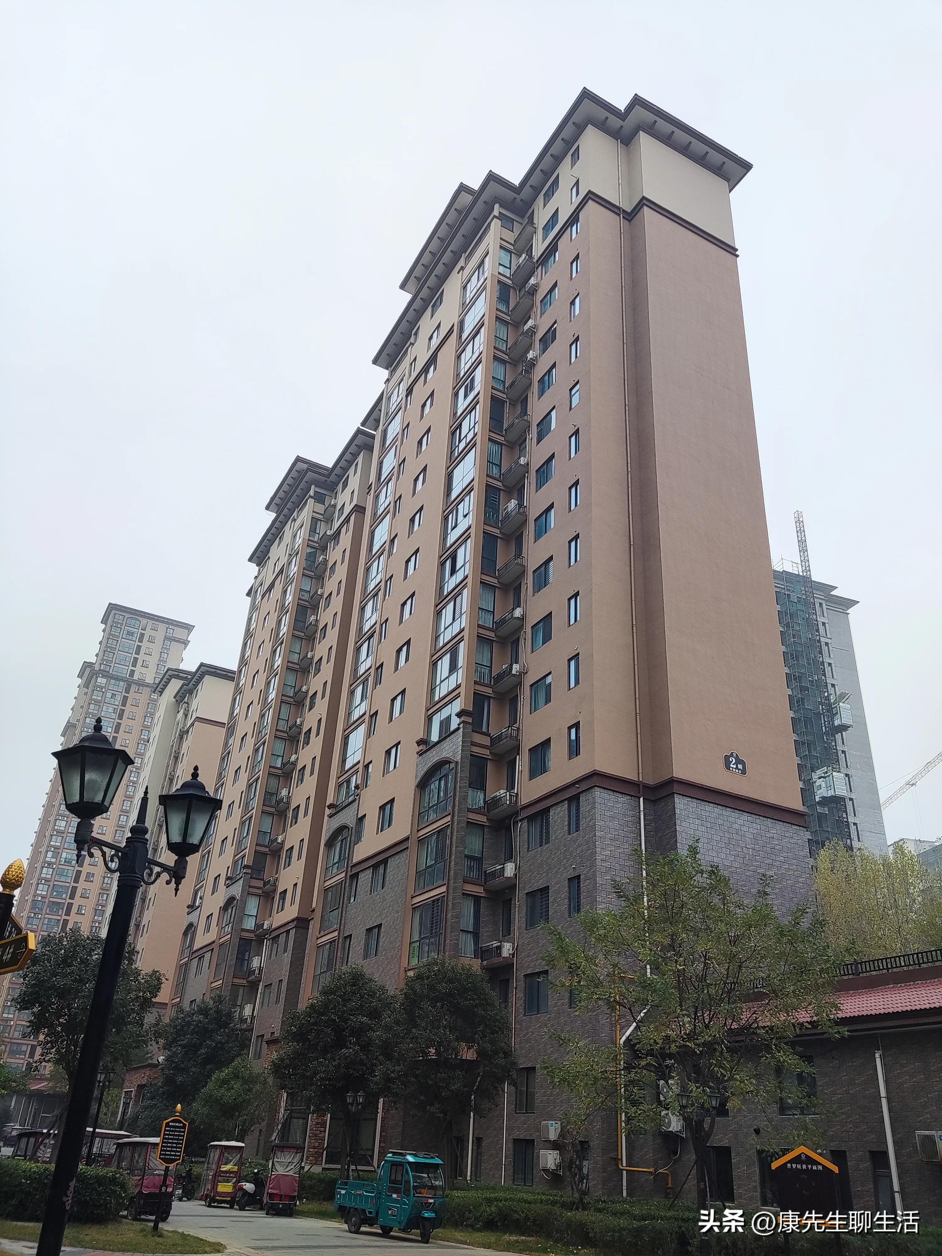 想挣钱就必须犯法吗,想挣钱必须离开父母