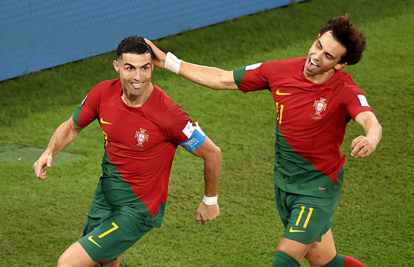 世界杯c罗对战梅西进球镜头,世界杯经典名场面c罗梅西