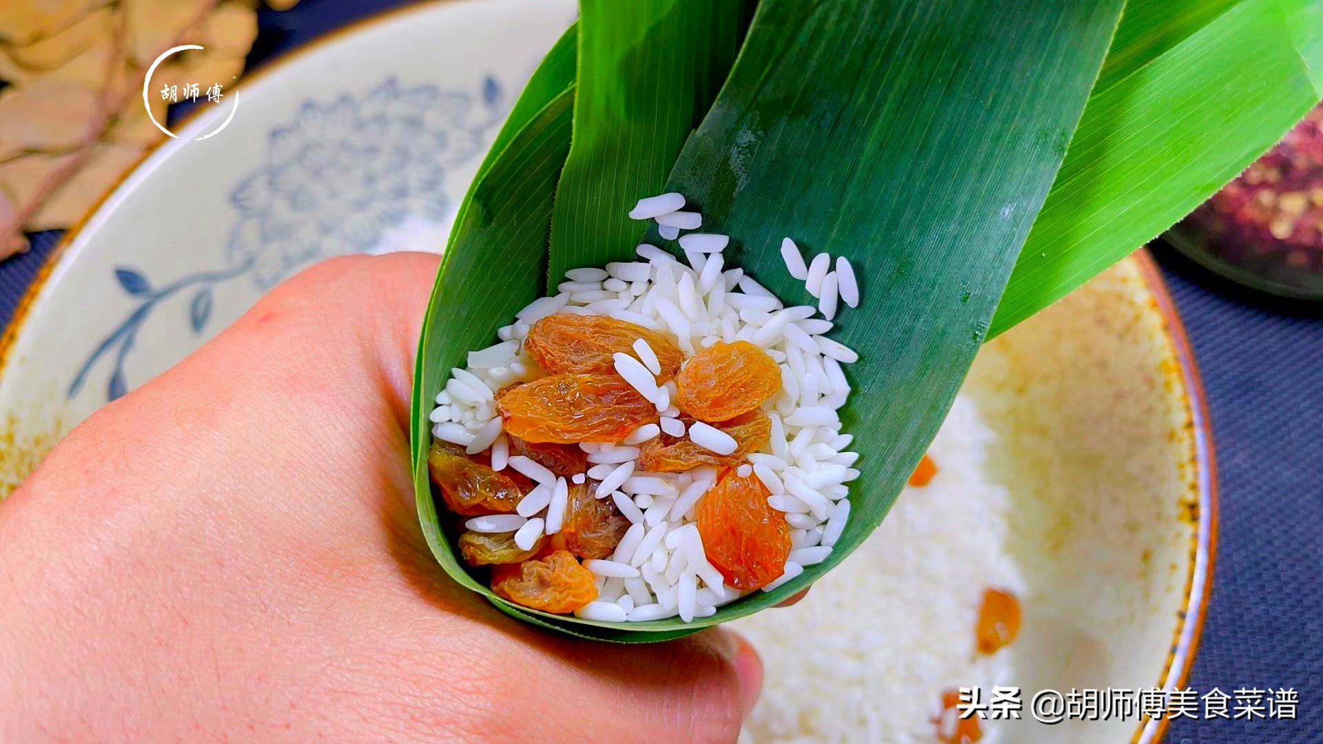 煮粽子必须是沸水再放粽子吗,煮粽子用热水用冷水都一样