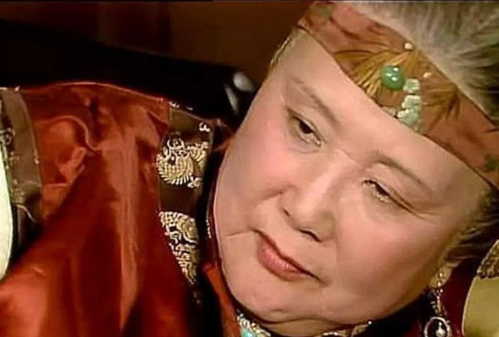 王熙凤认小红做女儿是什么意思,红楼梦王熙凤认女儿