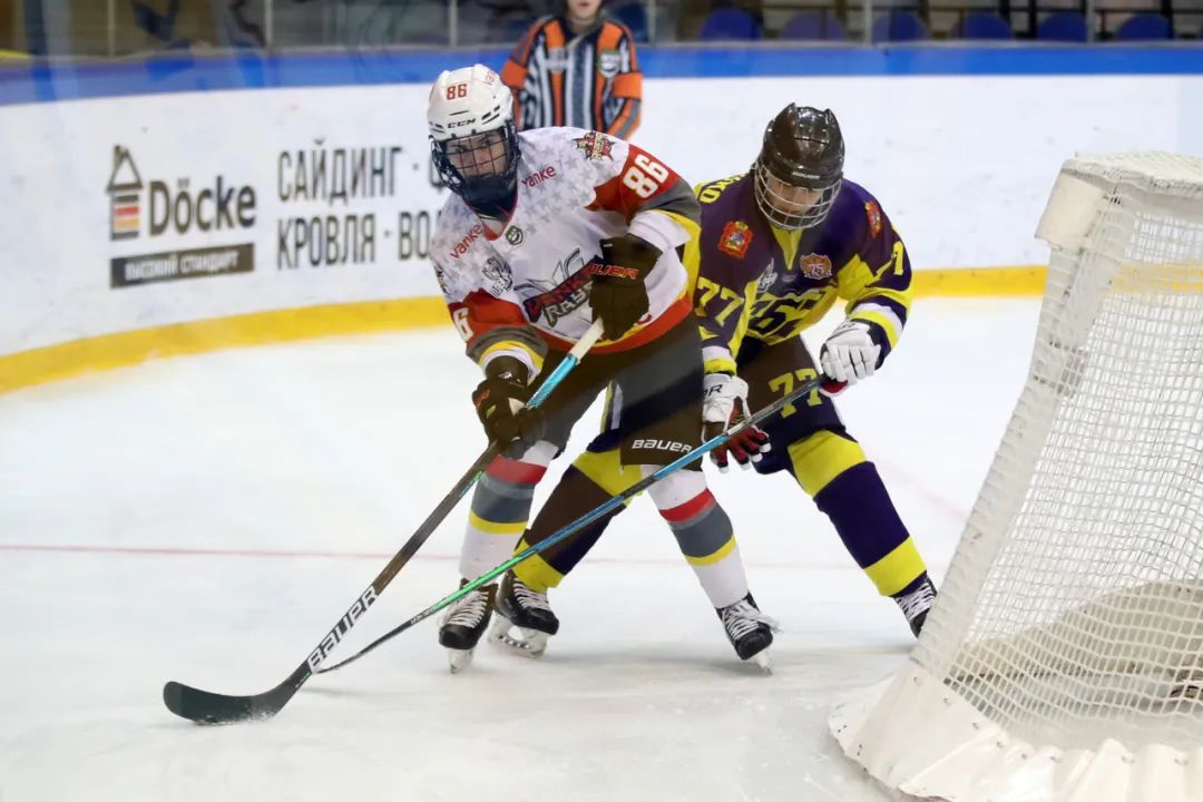 WHL|深圳万科阳光客场7比0胜7.62，14名球员出场9人得分