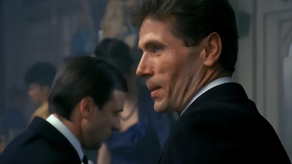 电影《从海底出击》，德潜艇乘员的经历，激发对和平怎样的追求？