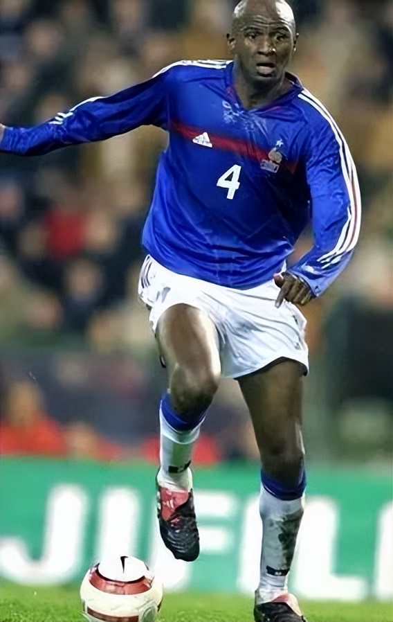 前锋中场后卫门将的绝代双骄,门将后卫中场前锋