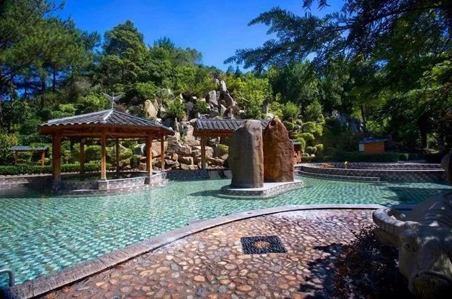 这座城市远近闻名,中国温泉之都是哪个城市