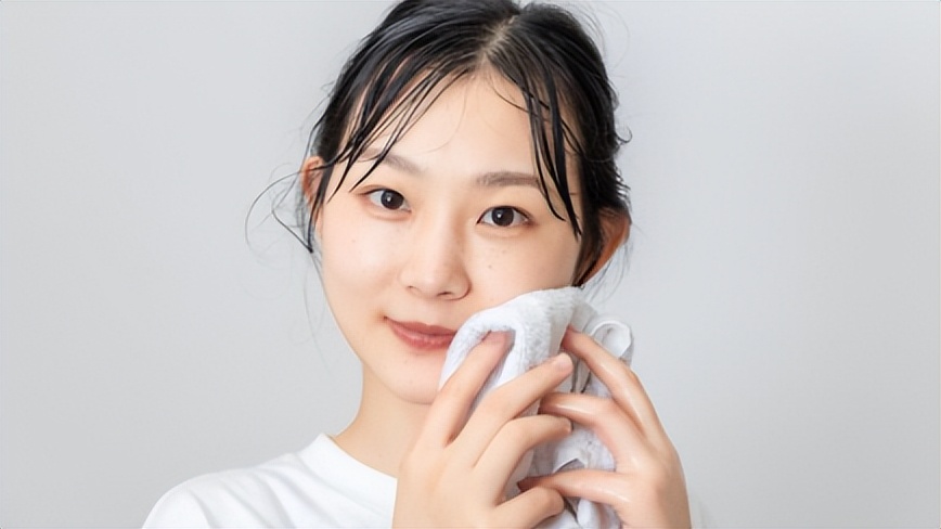 痘痘反复长痘印消不掉怎么办,3到4年青春痘反反复复用什么药好