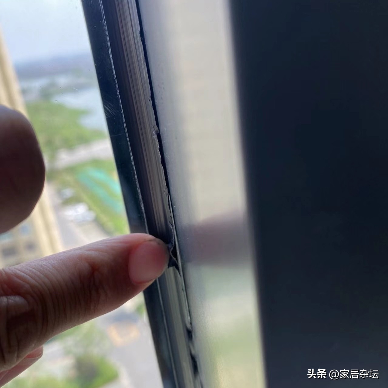 装修换窗户往屋里漏水,装修好的房子窗户漏水怎么解决