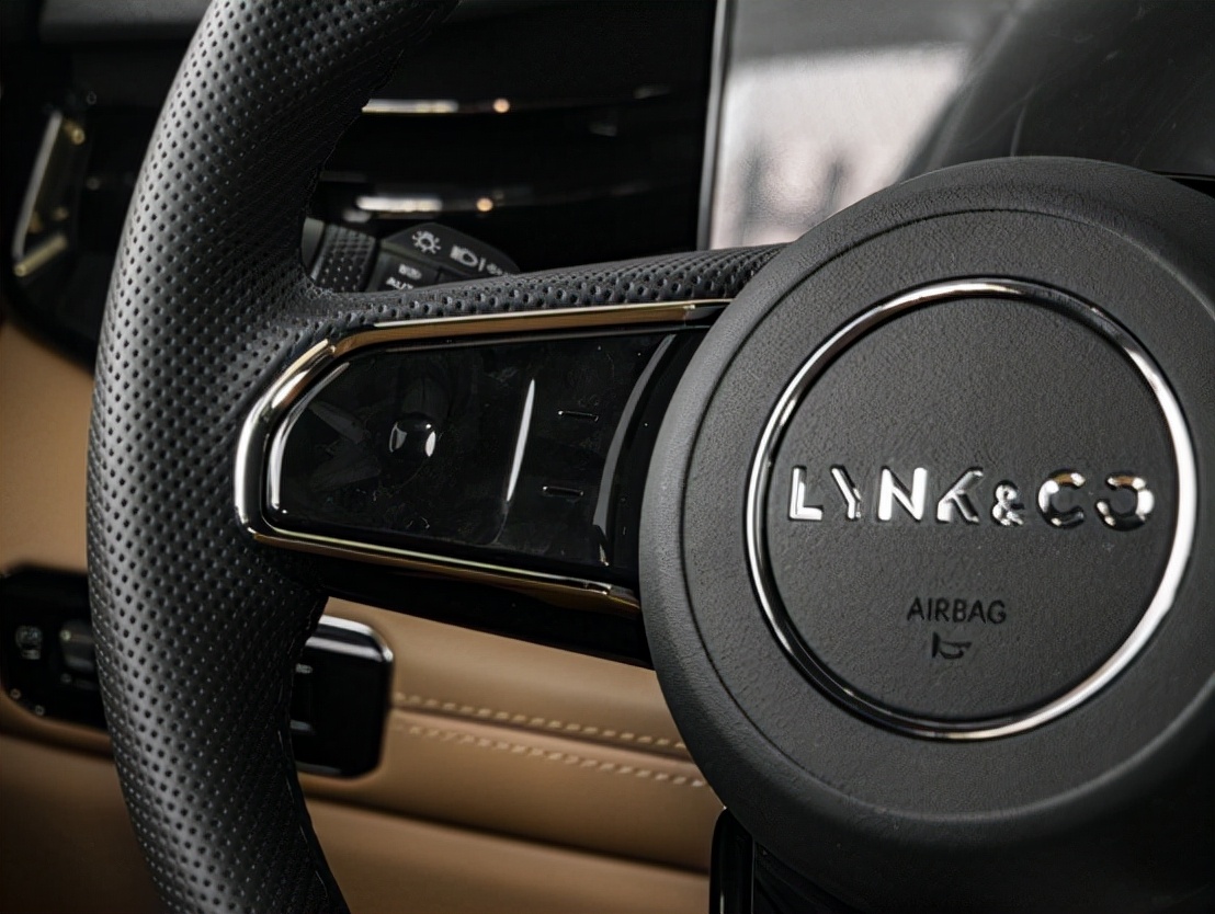 传祺gs8和领克09哪个发动机好,传祺gs8对比领克09