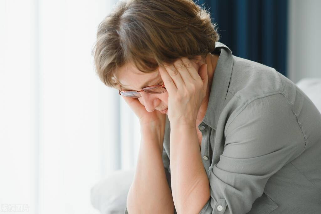 医生：绝经后若能继续保持“房事”，身体或会有3大惊喜等着你