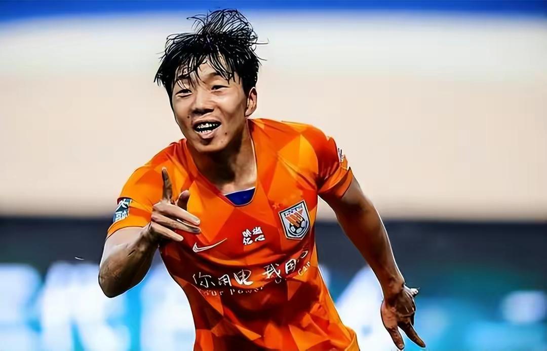 差点就跑了！曝中国某知名球员准备逃往国外，被有关单位强行拦截