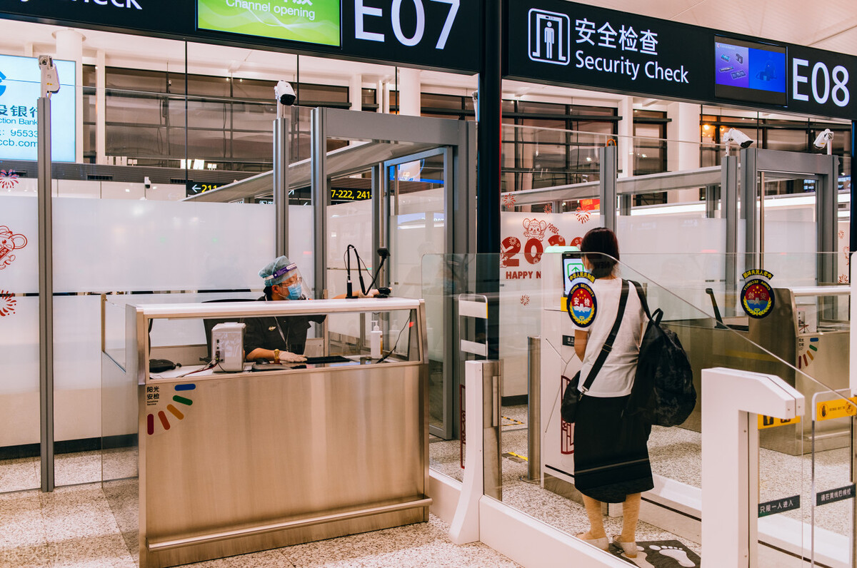 出境游必备英语50句,常用英语100句出国旅游必备英语