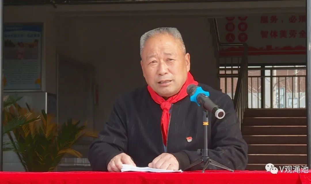 学雷锋精神树校园新风手抄报,雷锋精神永驻校园手抄报