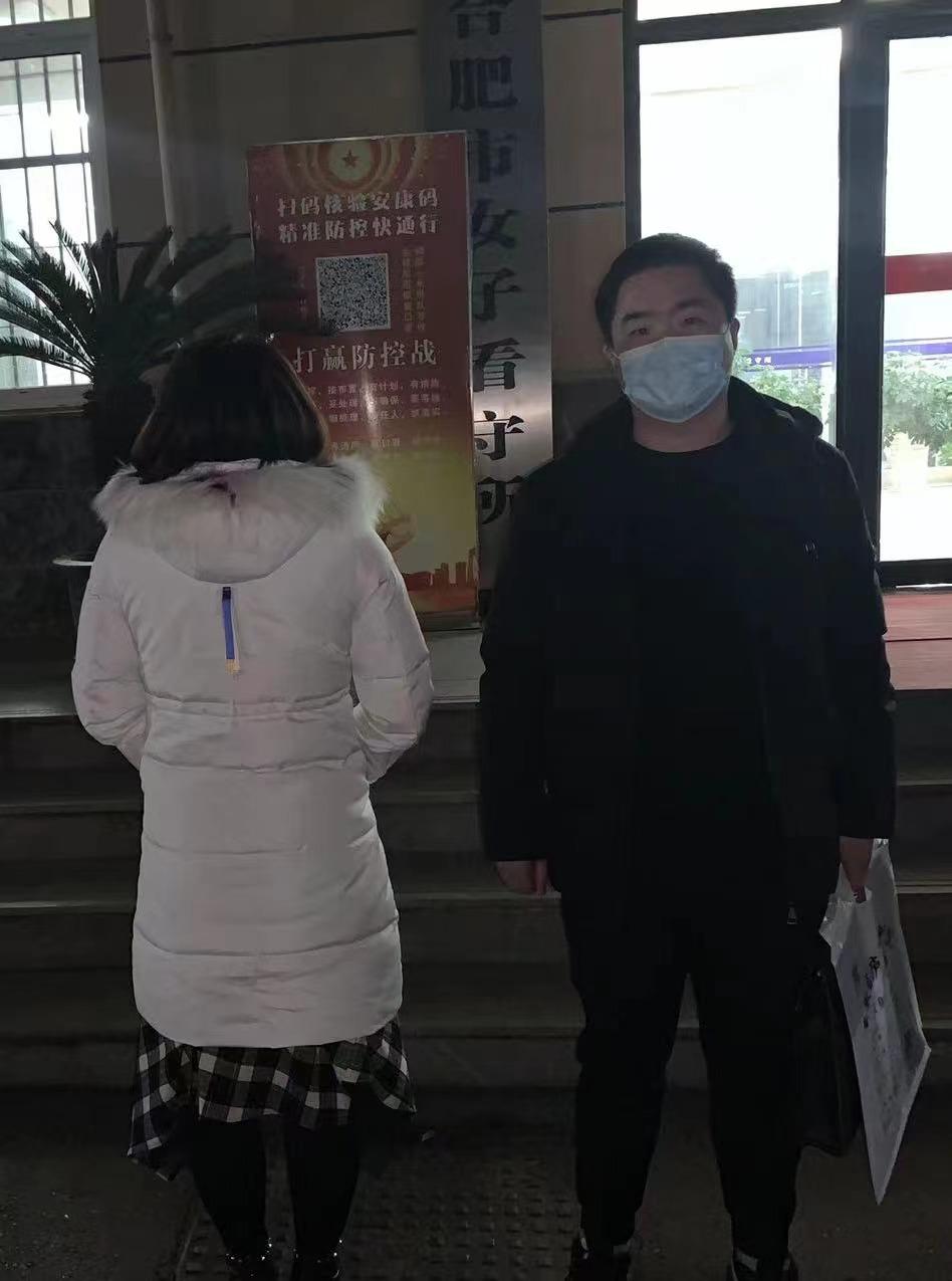 女子花钱捞人被骗80万,女子花钱捞人反被骗15万