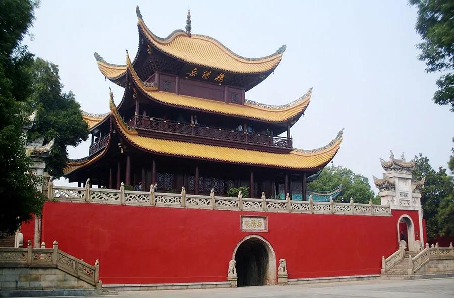 中国十大端午观龙舟胜地,端午节去哪里玩7大旅游景点推荐