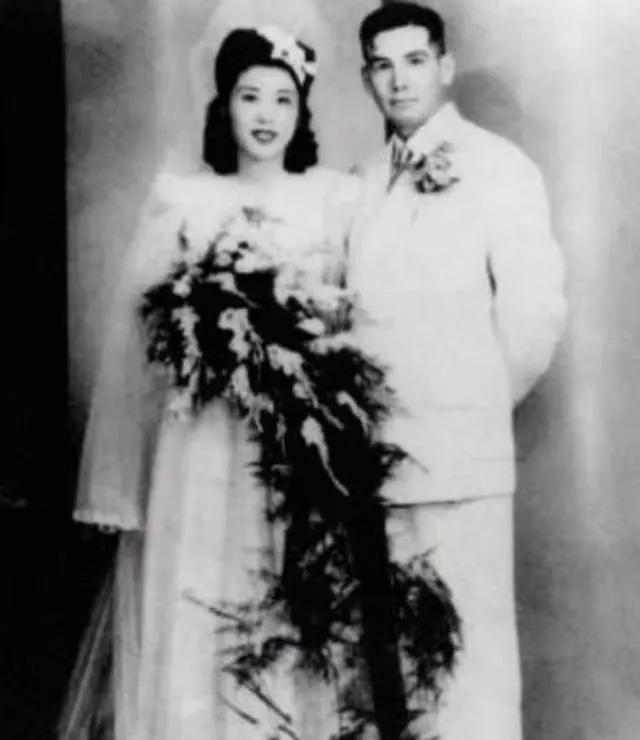 她19岁失去丈夫，却终身未嫁，至死不买日本货