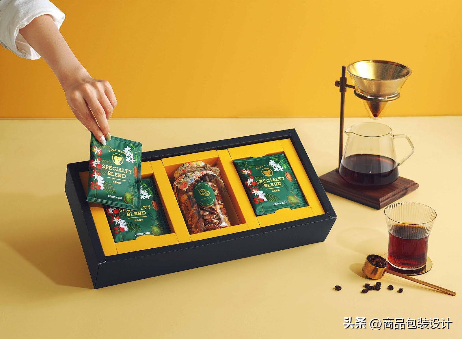 gift-you中秋咖啡礼盒包装设计via:蒋龙浩