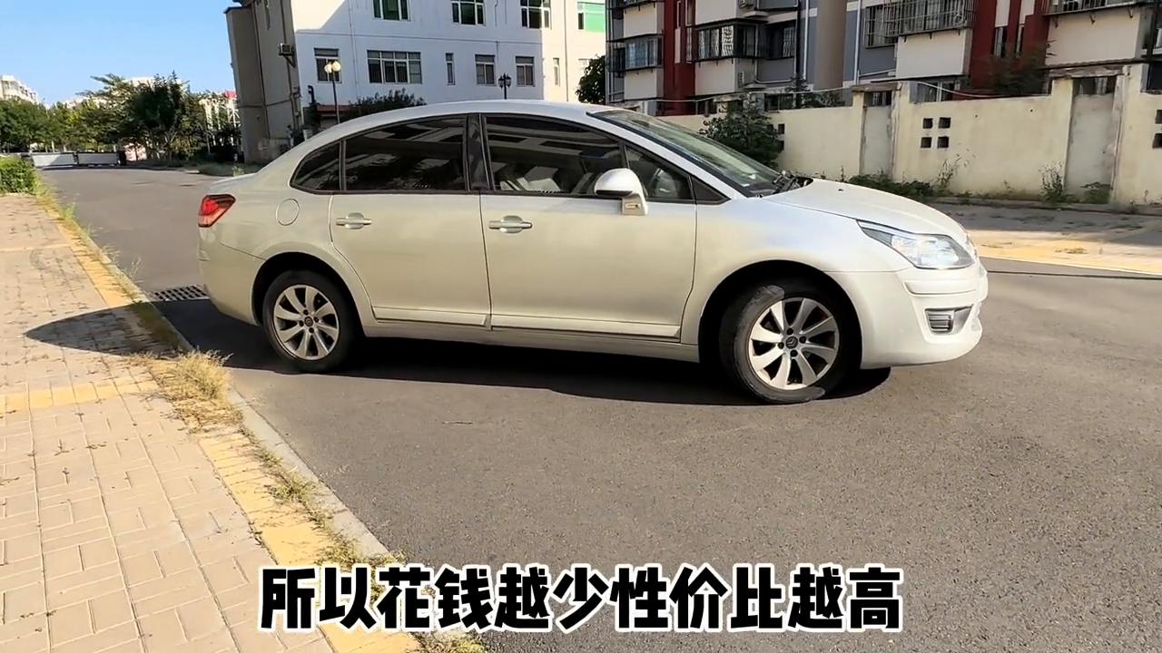 东风雪铁龙世嘉购车手册,3万买哪年的雪铁龙世嘉