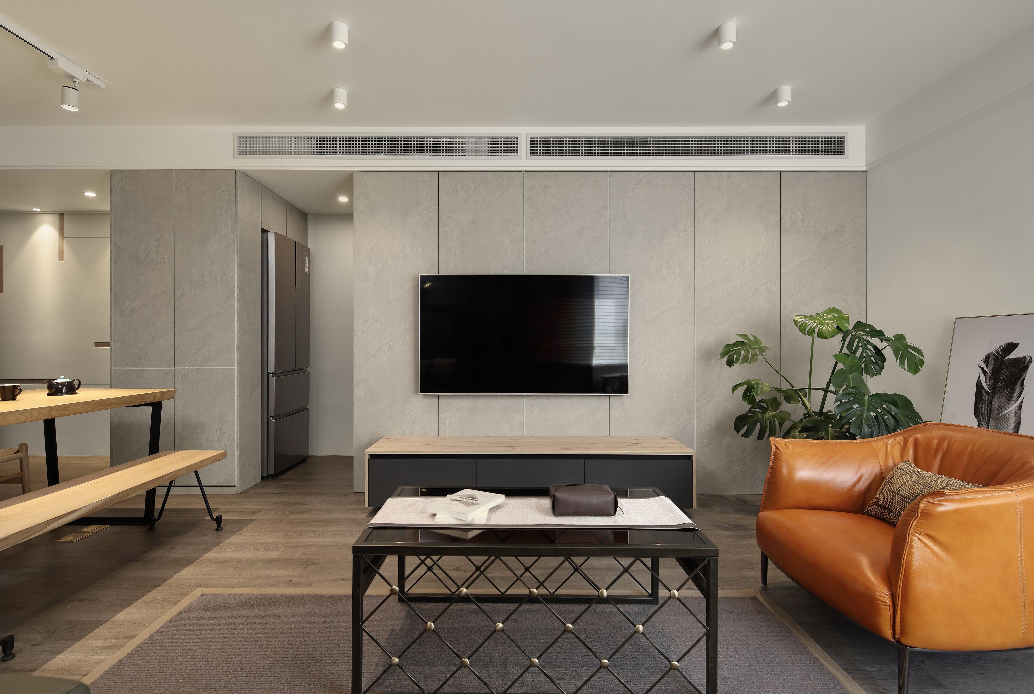 中央空调普通空调哪个费电,家用中央空调电费大概一天多少钱