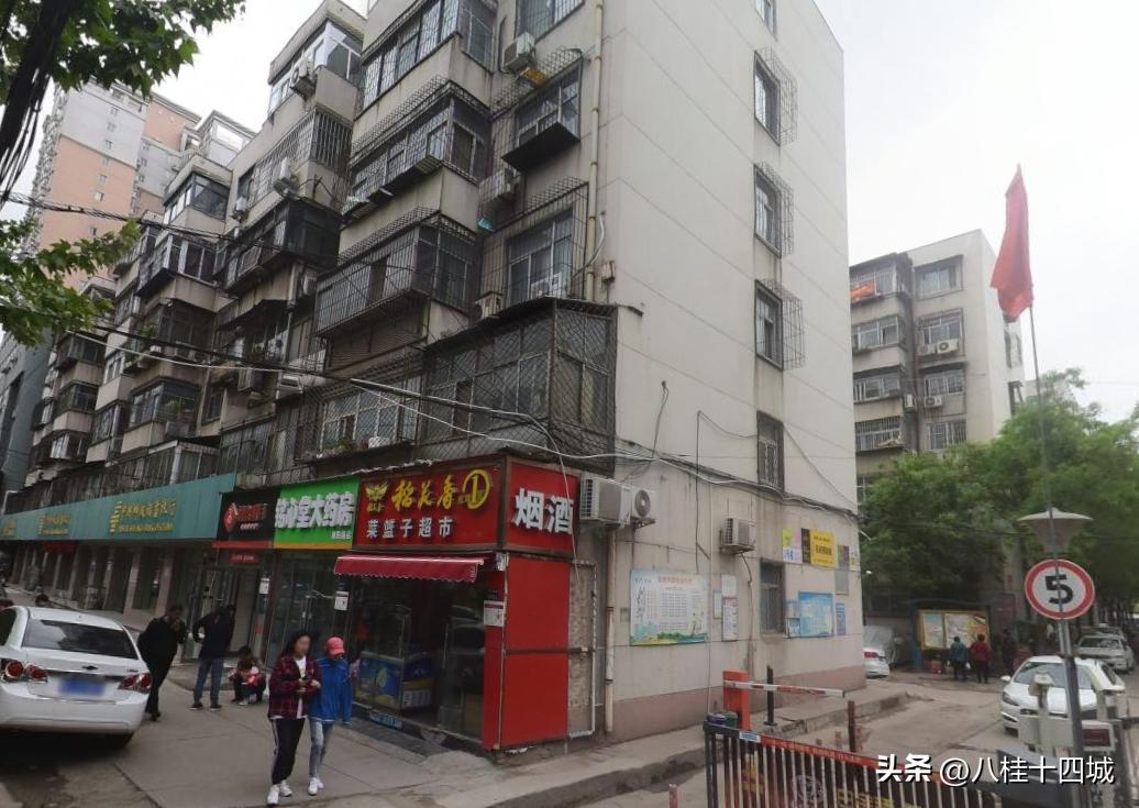 郑州市区一商铺122.8万起被拍卖，22人抬价251次后334.6万成交