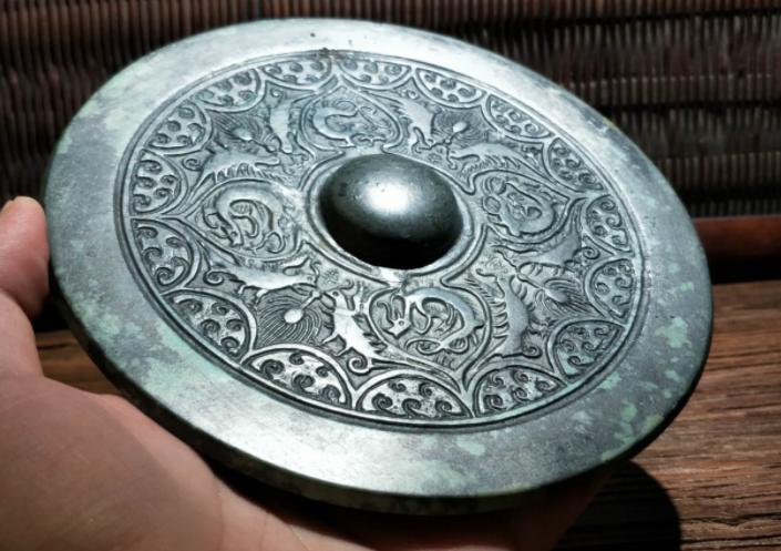 河南老汉靠造假发财,河南老汉造假一年赚1亿多