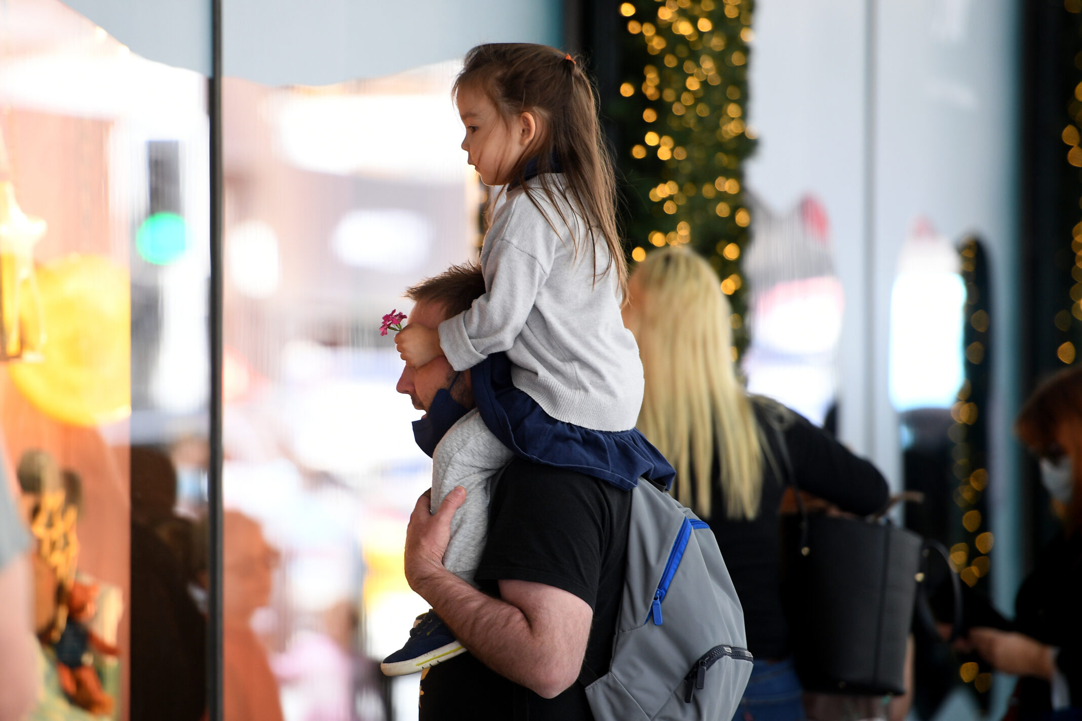 两成澳人忧圣诞买不起食物七分之一担忧无法给孩子买礼物