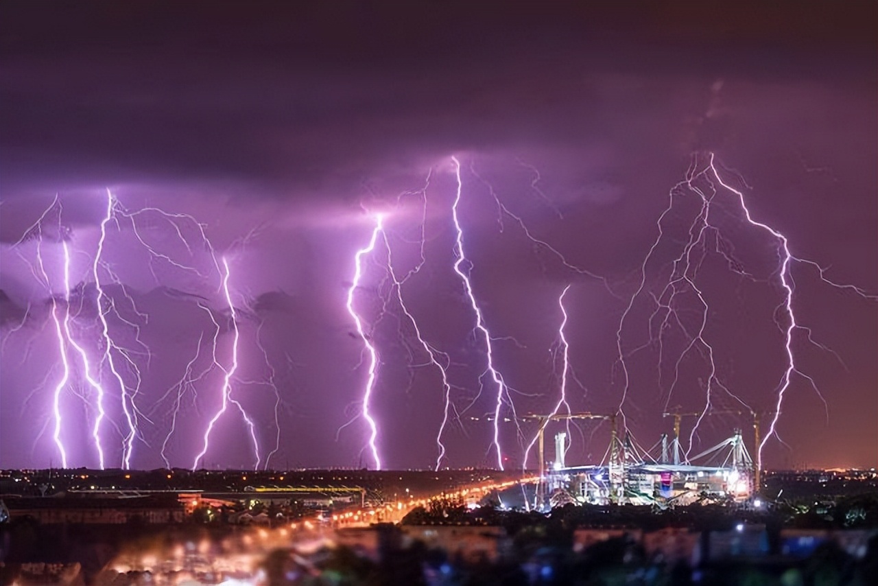 中国的神奇雷电法术,神奇的雷电自然现象