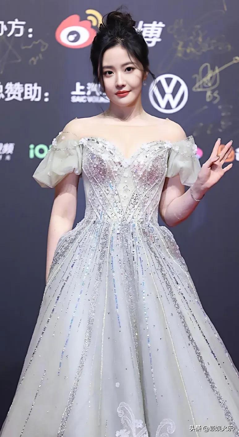 2022年度微博音乐盛典,众女星走红毯,明星高清壁纸