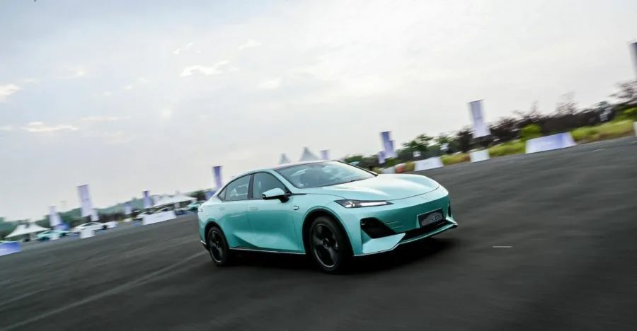 蔚来萤火虫目前是什么情况,蔚来萤火虫海外版