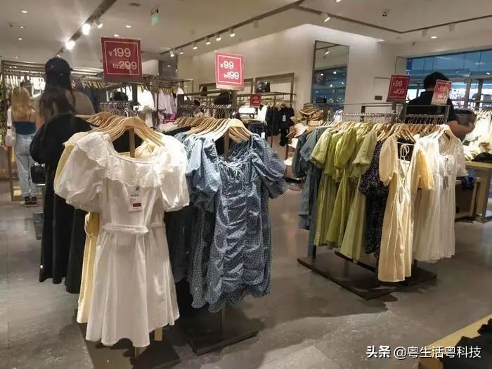 鎵揣鐗瑰崠,鎵揣鍟嗗満骞垮窞