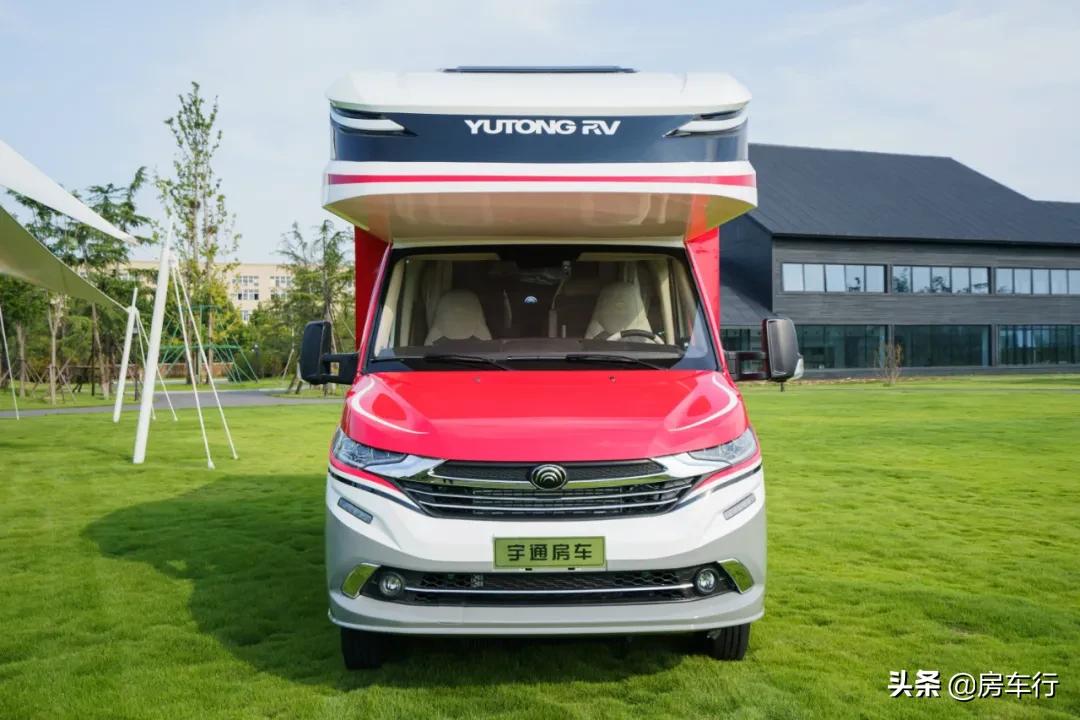 最新款进口顶级依维柯b型房车,依维柯房车推荐10万到20万之间7座