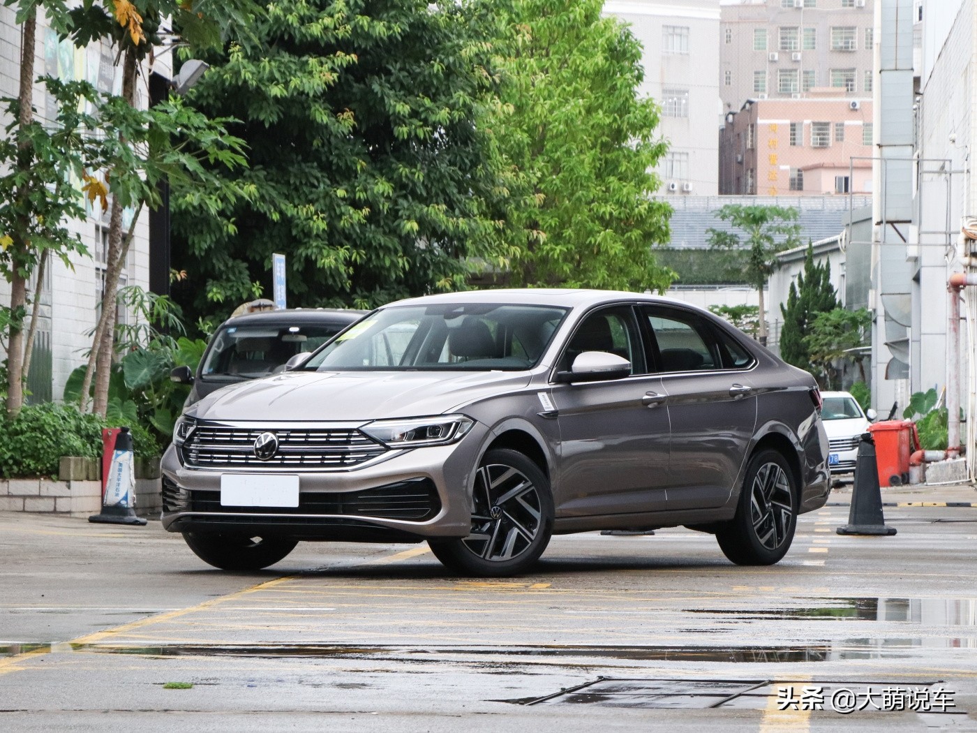 开日产轩逸再体验国产车,开轩逸经典车主真实感受