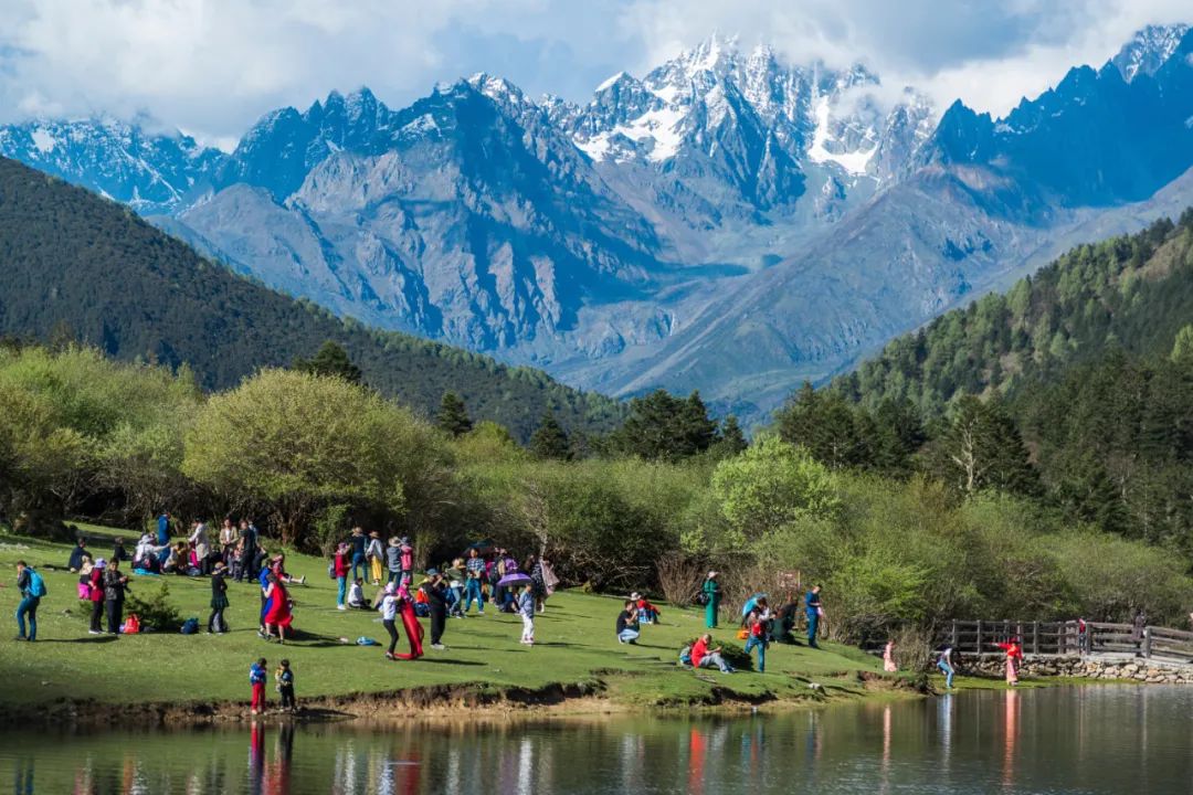 现在的木格措风景,川西高原木格措旅游