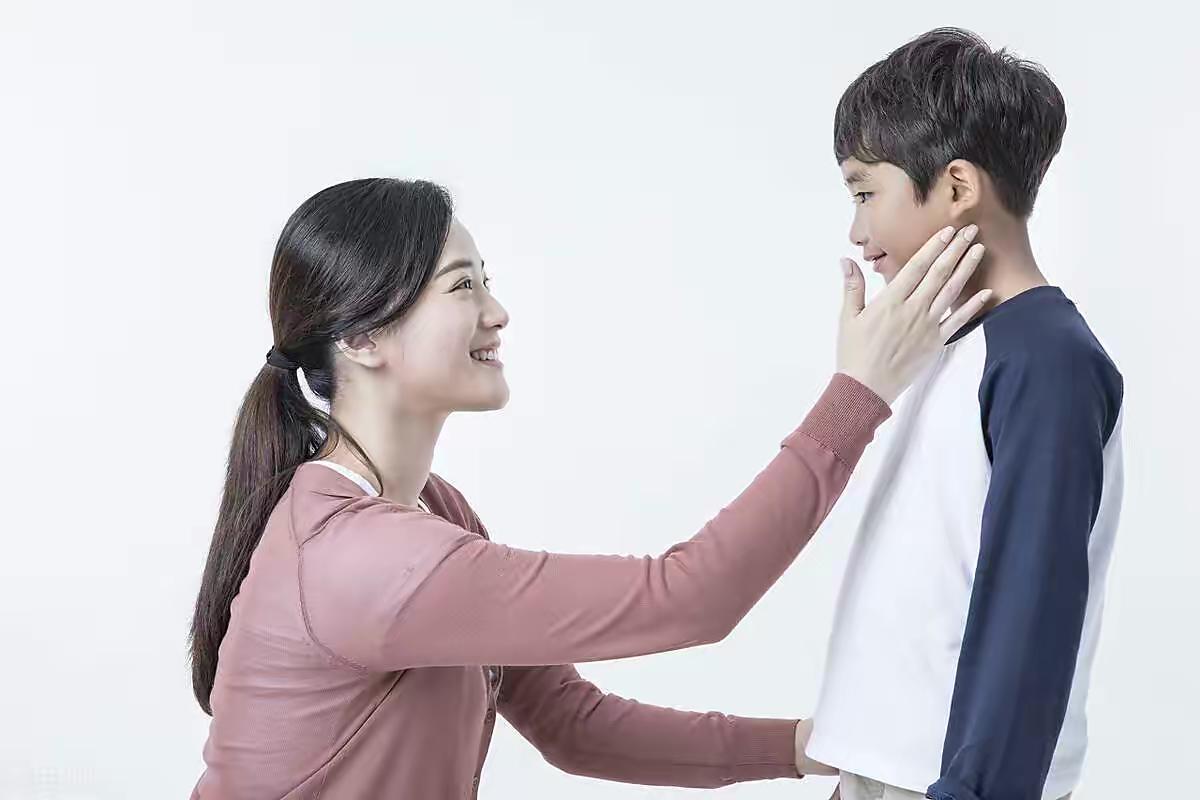 防止家长偷看手机信息,防止妈妈偷看手机英文