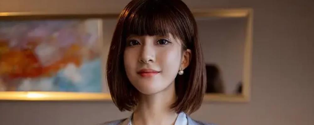 圆脸方脸女孩显脸小发型,圆脸烫什么发型显脸小