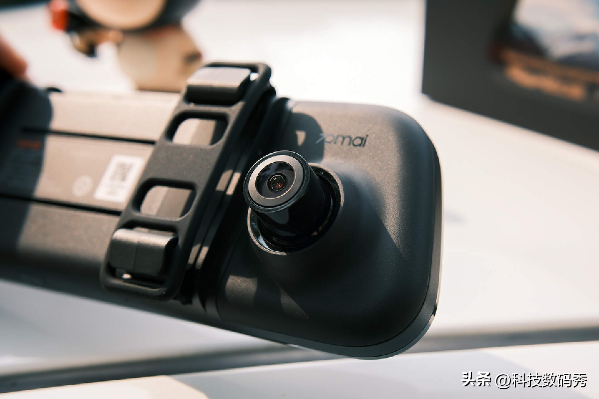 70迈s500后视镜,70迈s500流媒体后视镜安装教程