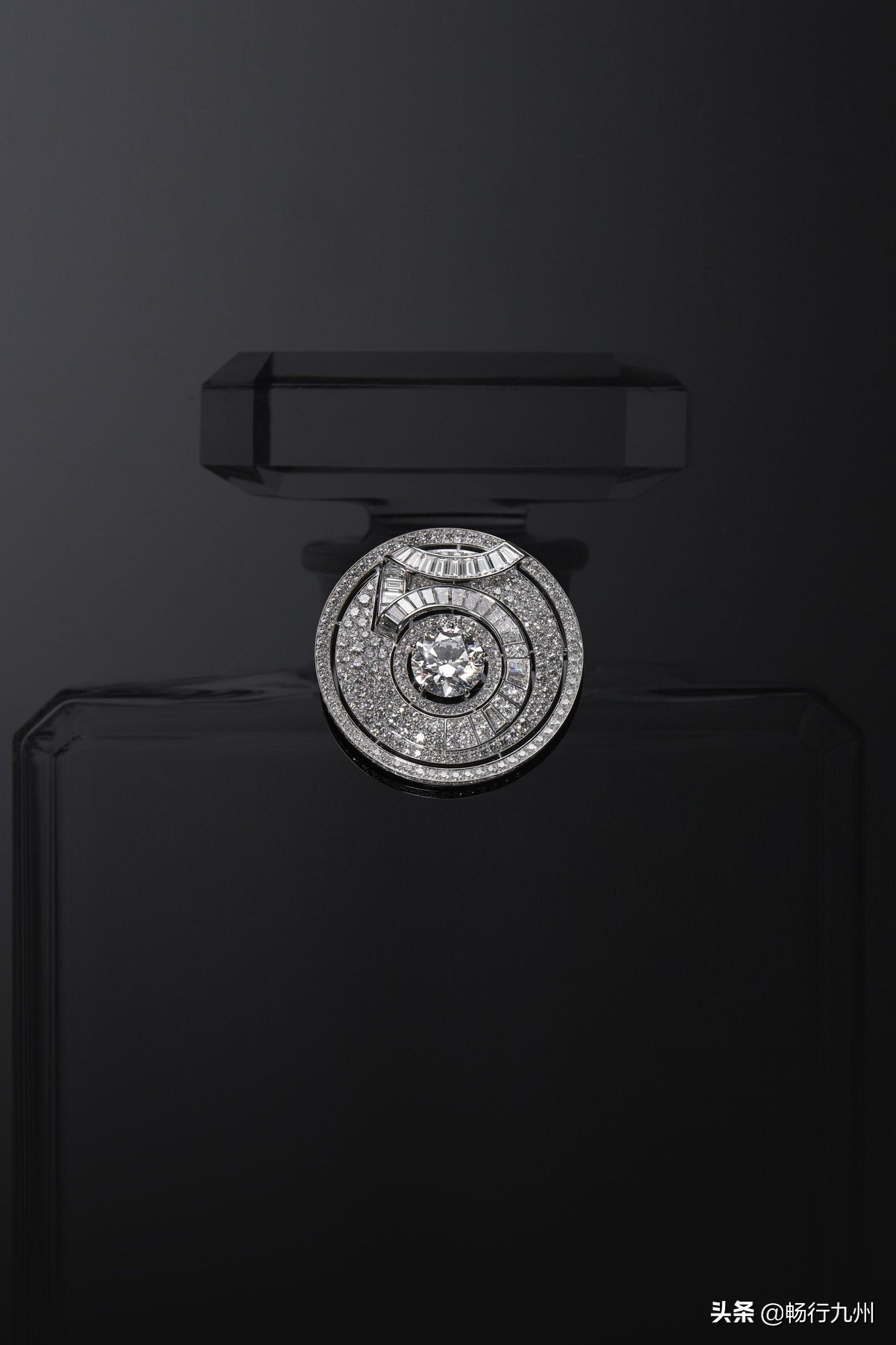 香奈儿n5香水圣诞款,香奈儿n5淡香水红色版特别限量版