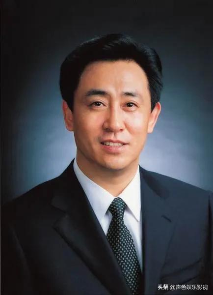 许家印首富时刻,许家印发家之路共用几年时间