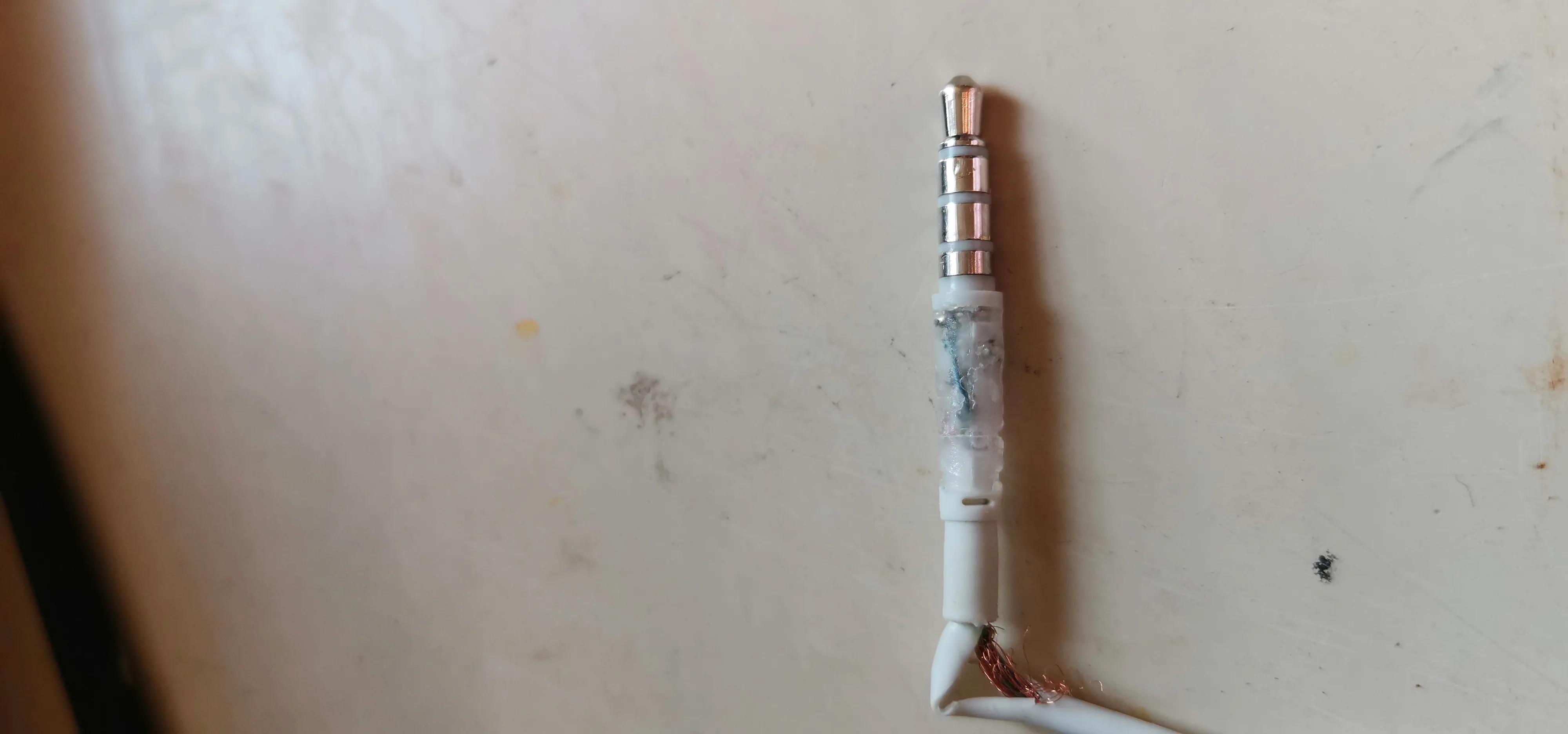 华为耳机am115和116哪个好,华为am115耳机重低音效果