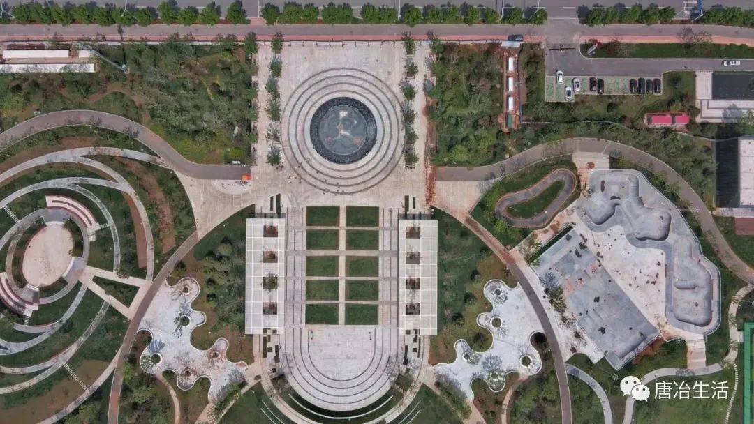 济南唐冶中央公园晚上,济南唐冶中央公园最新动态