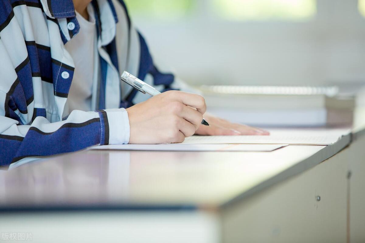 工作带娃两不误月入过万,没有工作在家带孩子怎么月入过万