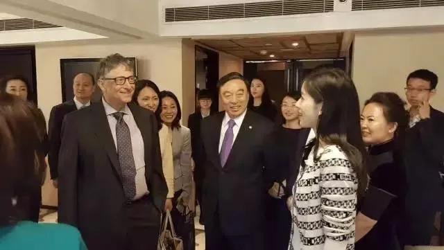 从奶茶小妹到红酒女人的蜕变,奶茶妹妹给我们女人的启发