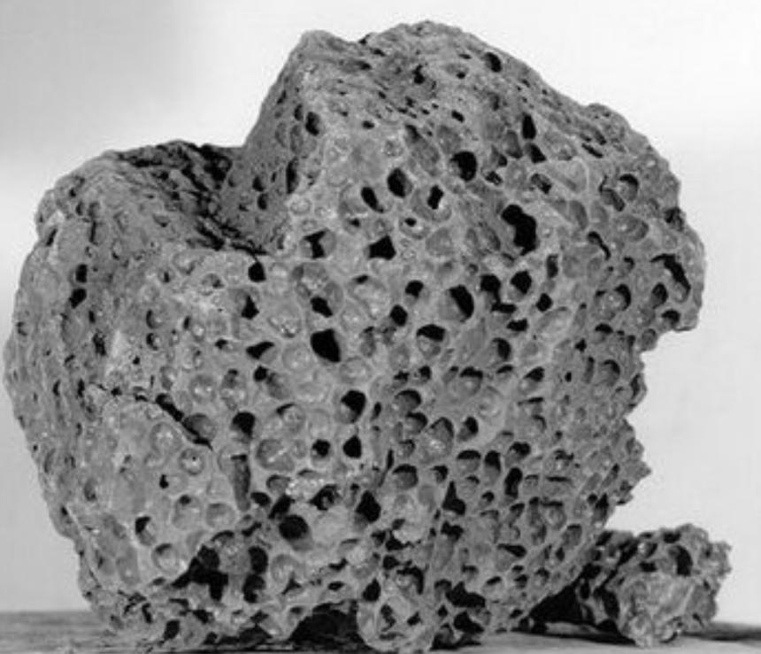 美国赠送的月岩被证实是假货,美国赠送给荷兰的月岩