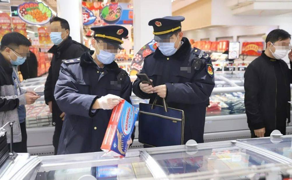 太欺负人了!食堂里有7两花椒“过期了”，罚款6.5万元!