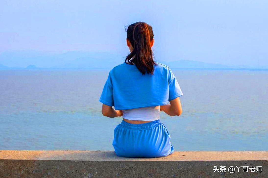 女大学生课余做“私人伴游”，挣钱快又多，她的感受如何