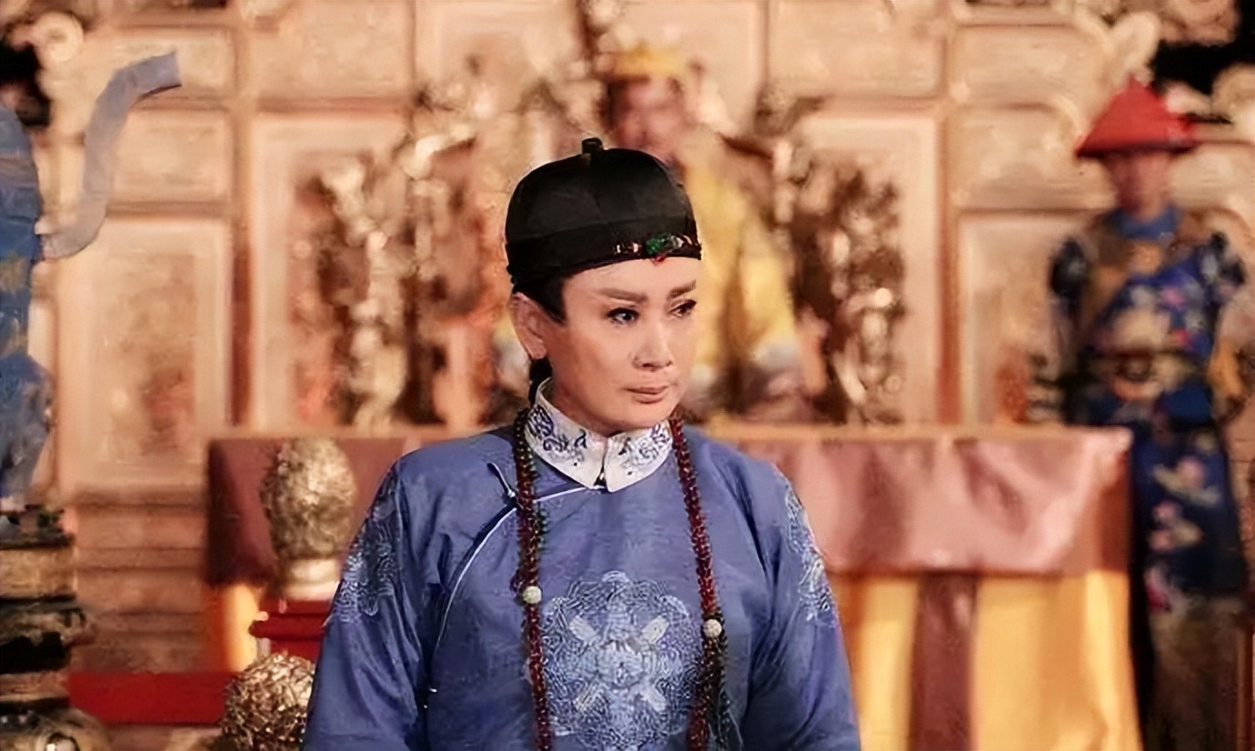 让观众们吐槽的演员林心如,林心如杨谨华金钟颁奖视频