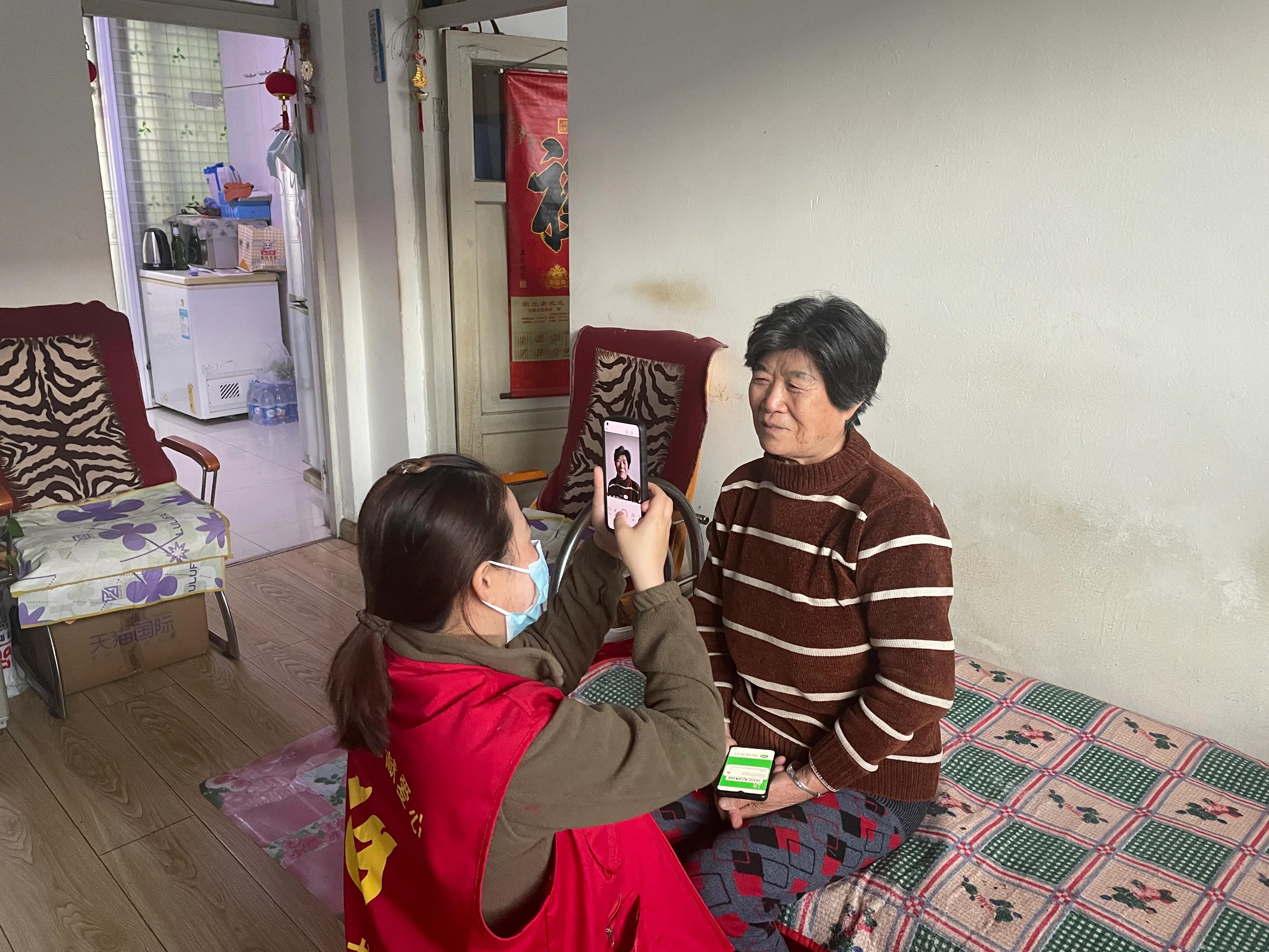 社区老年人党建活动,社区老年党支部活动室